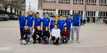 Futbolli në shkollë